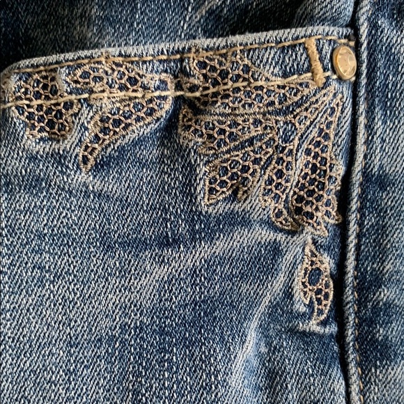 White House Black Market Blue Flare Jeans with Embellished Pockets - Picture 4 of 13